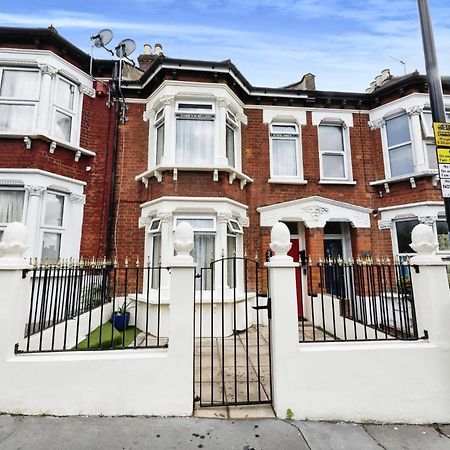 Your Chic 3Br Home Comfort And Style In London Ngoại thất bức ảnh