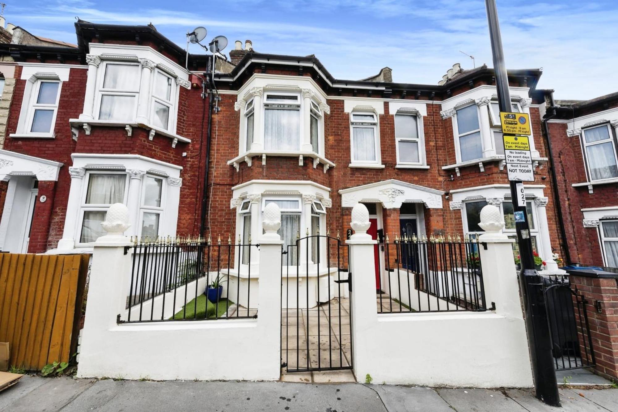 Your Chic 3Br Home Comfort And Style In London Ngoại thất bức ảnh