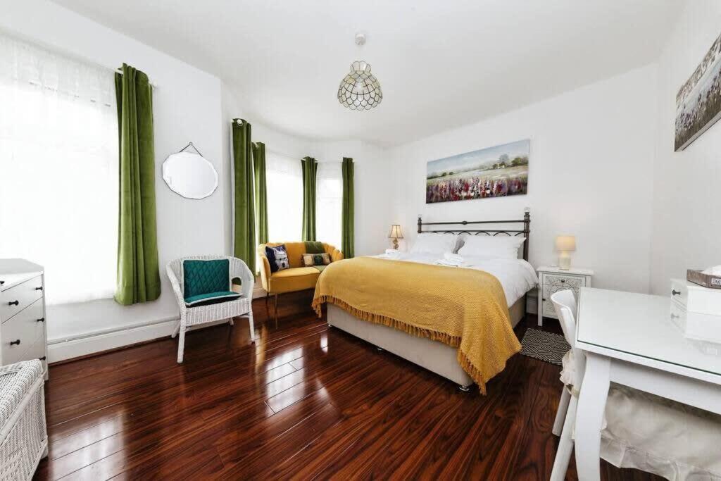 Your Chic 3Br Home Comfort And Style In London Ngoại thất bức ảnh